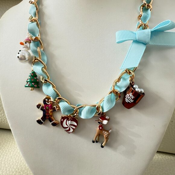 NWT BETSEY JOHNSON HOLIDAY CHARM NECKLACE CHRISTMAS TREE SNOWMAN - Picture 6 of 6